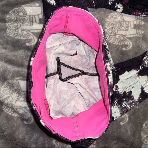 Lululemon athletic Leggings - Picture 3 of 7